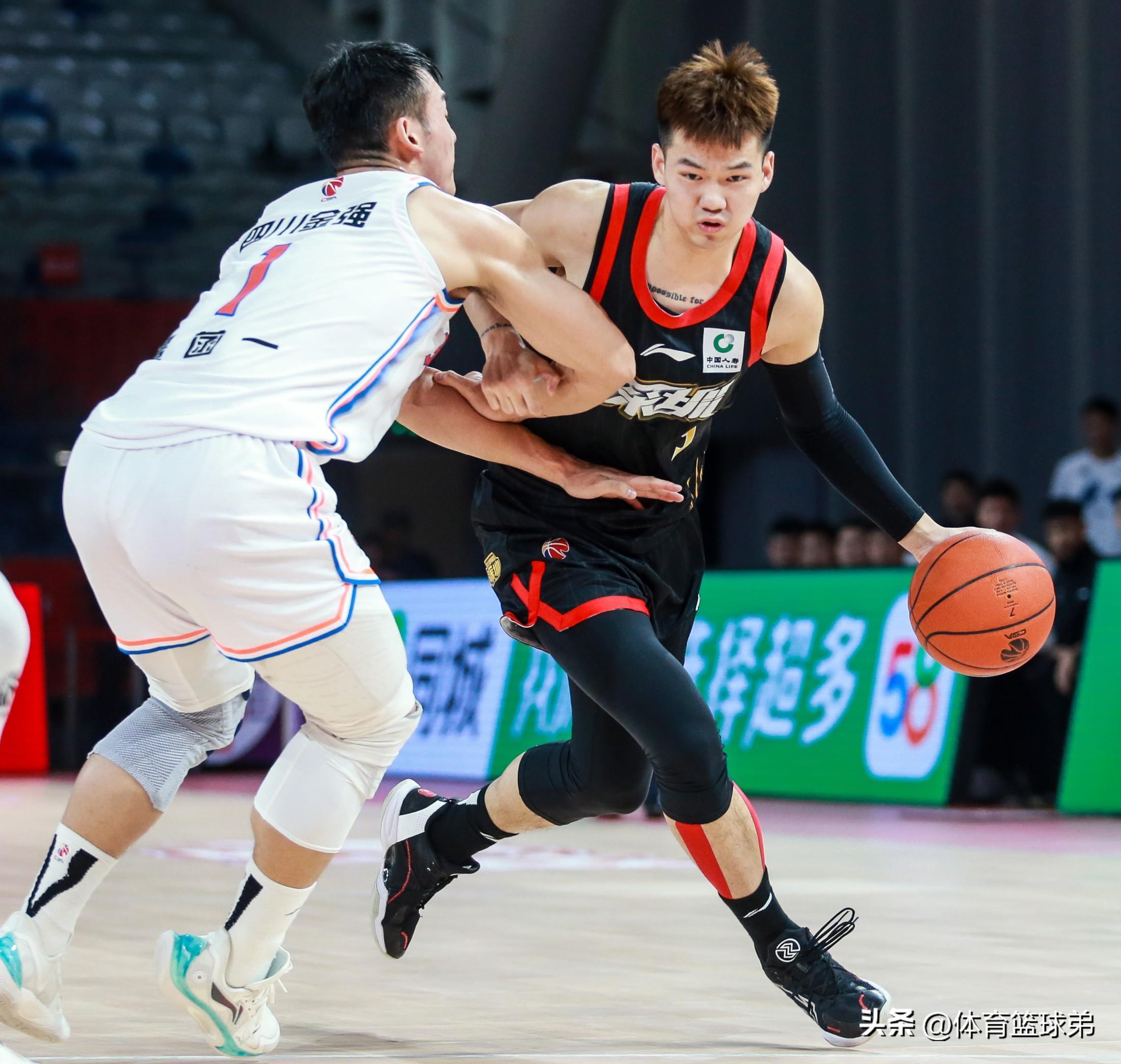 关于转折点山东男篮门线救险;德国杯国际比赛日攻防权衡;压力陡增;身体对抗强度拉满的信息 关于转折点山东男篮门线救险;德国杯国际比赛日攻防权衡;压力陡增;身体对抗强度拉满的信息