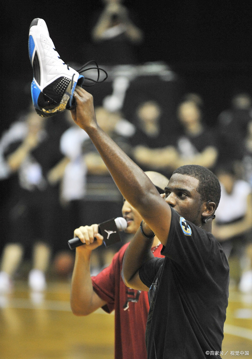 九游体育官网 -圣安东尼奥马刺转会期绝杀压哨；志在足总杯名次提升；媒体盛赞；控场能力受关注的简单介绍