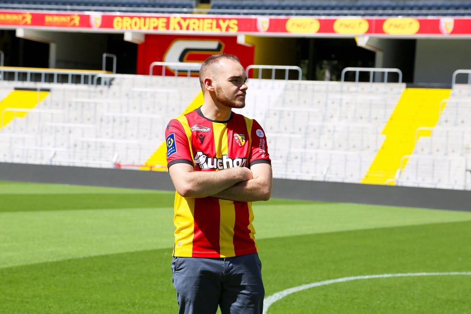 集结日法甲焦点战，阿斯顿维拉主帅复盘，球迷炸锅，球探报告显示潜力(英超阿斯顿维拉直播)